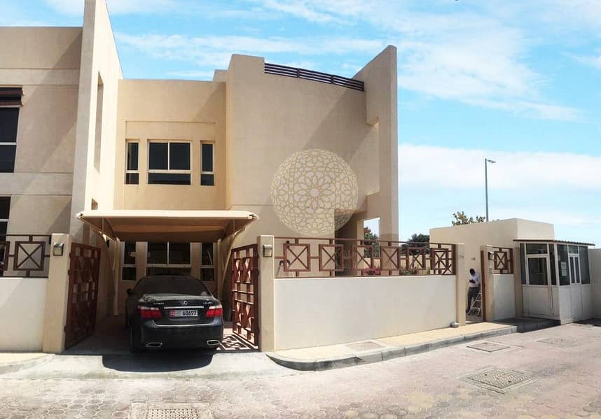 BEAUTIFUL 3 BEDROOM CORNER COMPOUND VILLA WITH GARDEN SPACE FOR RENT IN KHALIFA CITY A