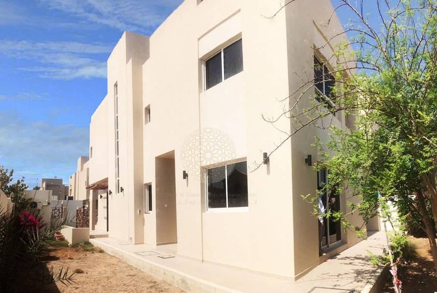 7 BEAUTIFUL 3 BEDROOM CORNER COMPOUND VILLA WITH GARDEN SPACE FOR RENT IN KHALIFA CITY A