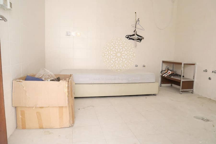32 SPECTACULAR INDEPENDENT 5 MASTER BEDROOM VILLA WITH DRIVER ROOM & BIG HOSH FOR RENT IN KHALIFA CITY A