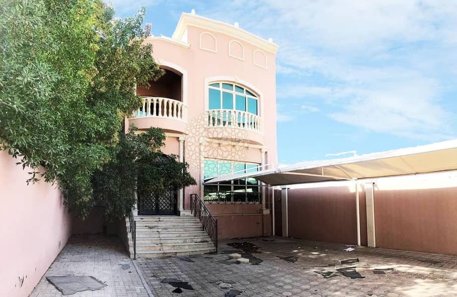 SPECTACULAR SEMI INDEPENDENT VILLA WITH 4 MASTER BEDROOM + KIDS BEDROOM WITH BEAUTIFUL GARDEN FOR RENT IN KHALIFA CITY A
