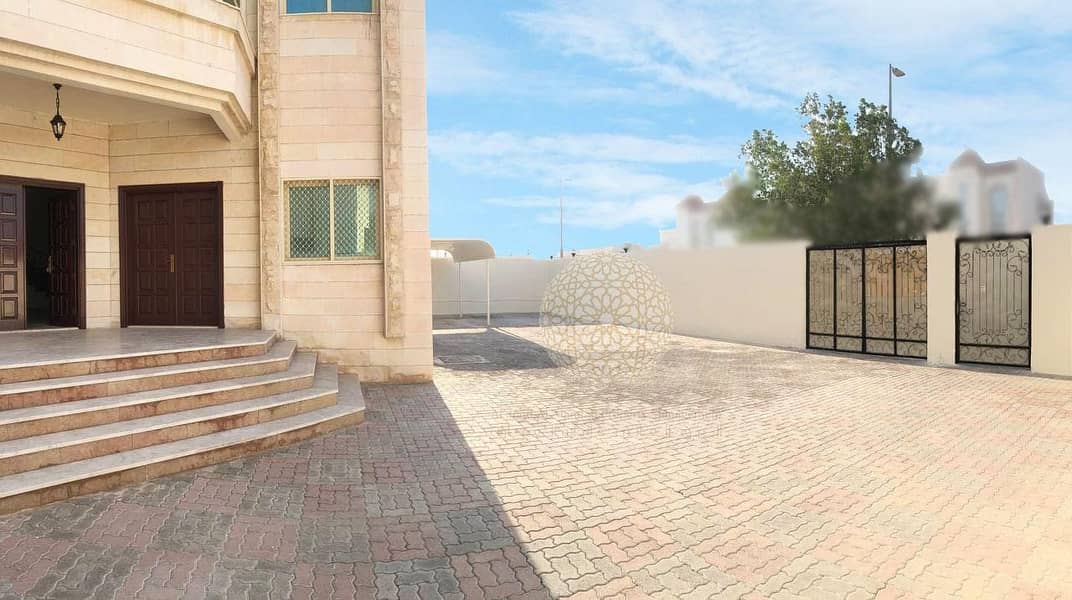 3 FABULOUS INDEPENDENT 6 BEDROOM VILLA WITH MULHAQ AND DRIVER ROOM FOR RENT IN KHALIFA CITY A