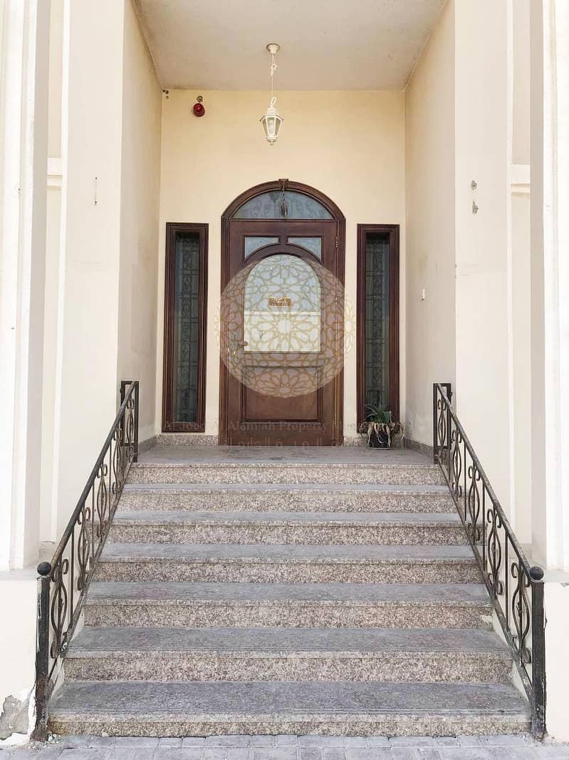 7 STUNNING STAND ALONE 5 BEDROOM INDEPENDENT VILLA WITH KITCHEN INSIDE AND OUTSIDE AND MAJLIS FOR RENT IN KHALIFA CITY A