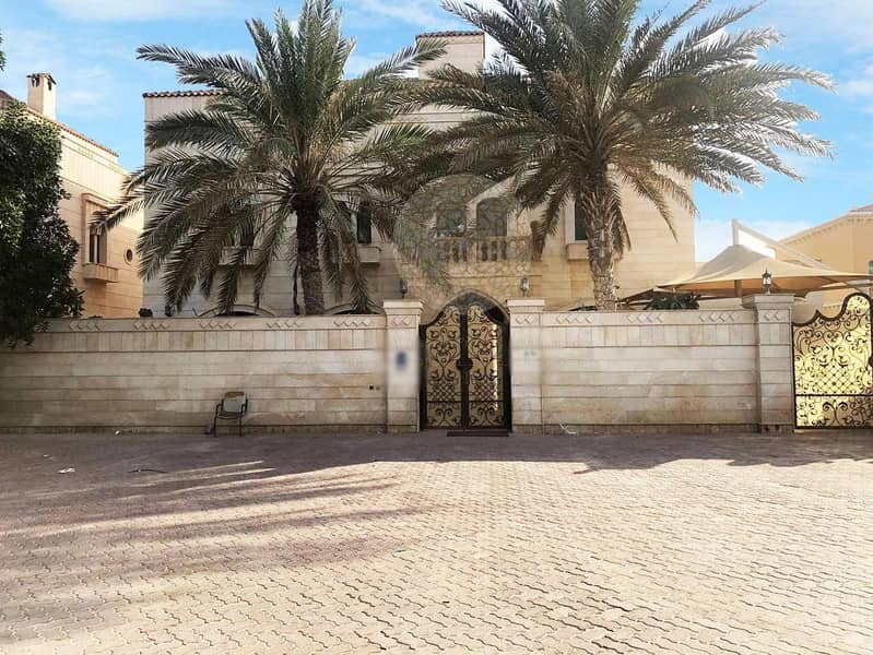 PRESTIGIOUS STAND ALONE 8 MASTER BEDROOM VILLA WITH AMAZING DECOR FOR RENT IN AL MAQTAA