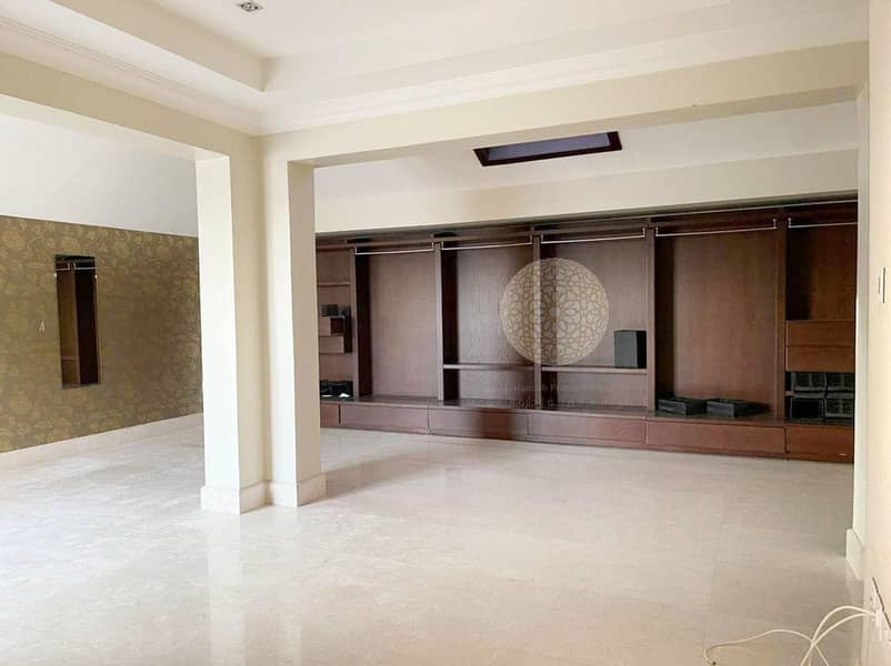 27 PRESTIGIOUS STAND ALONE 8 MASTER BEDROOM VILLA WITH AMAZING DECOR FOR RENT IN AL MAQTAA