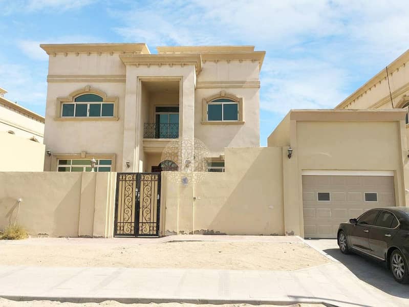 STUNNING INDEPENDENT 6 MASTER BEDROOM VILLA WITH DRIVER ROOM FOR RENT IN KHALIFA CITY A