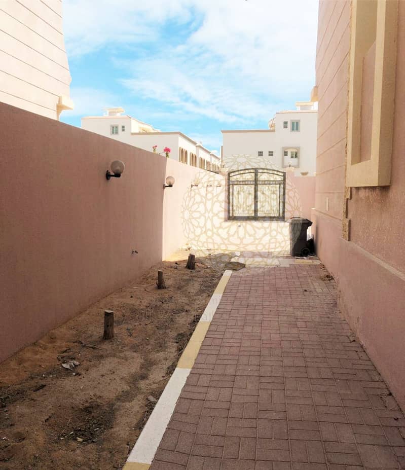 7 AMAZING 4 BEDROOM INDEPENDENT VILLA WITH MAID ROOM FOR RENT IN KHALIFA A