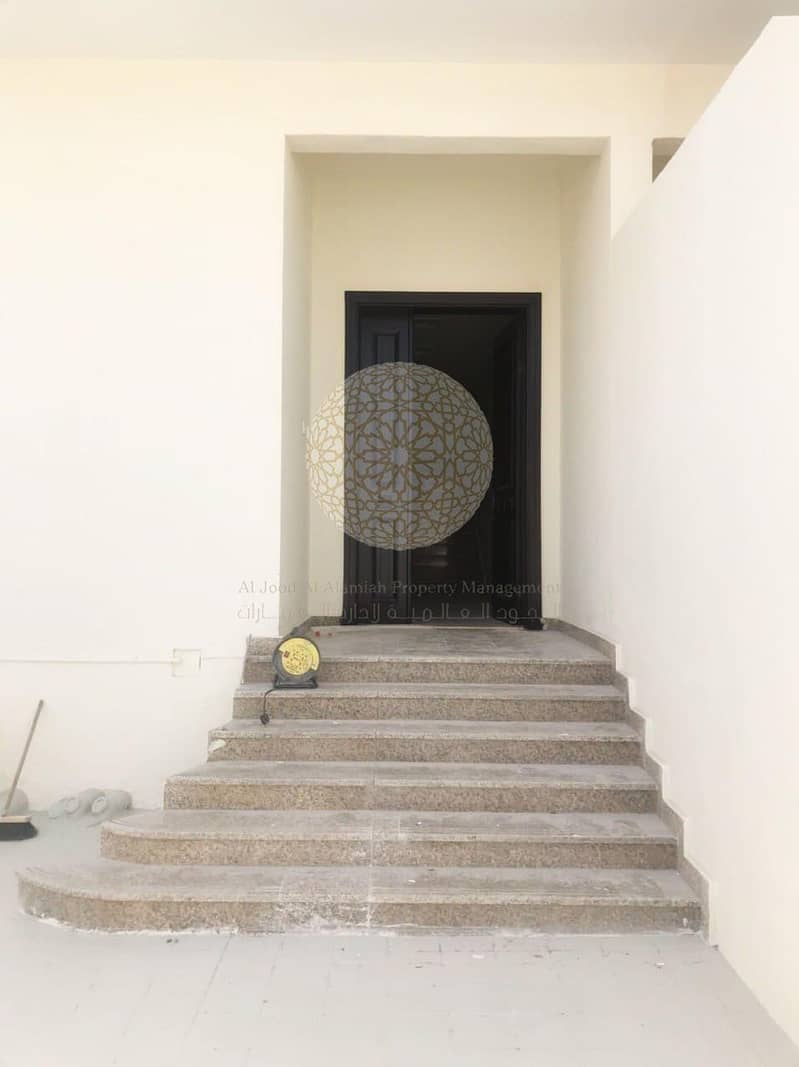 4 SWEET 5 BEDROOM SEMI INDEPENDENT VILLA WITH BIG YARD FOR RENT IN KHALIFA CITY A