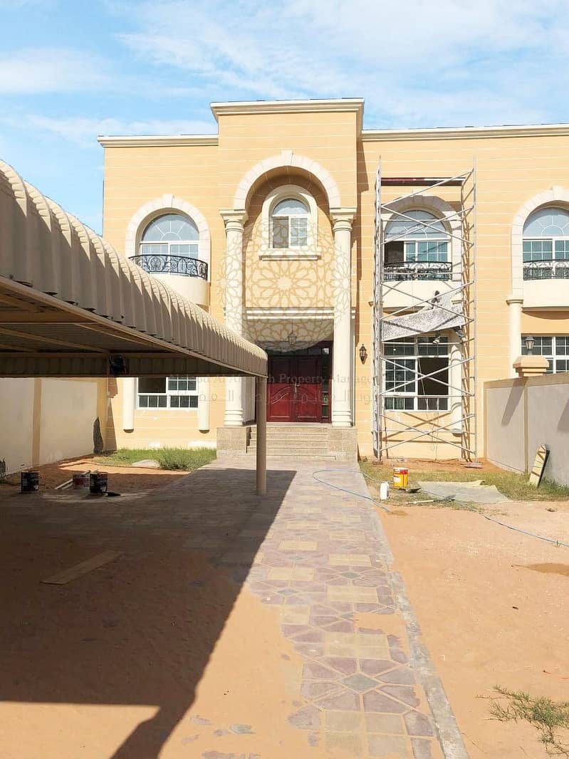EXCELLENT VILLA WITH 5 MASTER BEDROOM AND KITCHEN INSIDE AND OUTSIDE FOR RENT IN KHALIFA CITY A