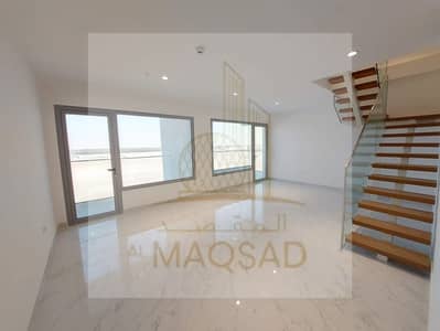3 Bedroom Penthouse for Rent in Masdar City, Abu Dhabi - Super 3br penthouse duplex in masdar City