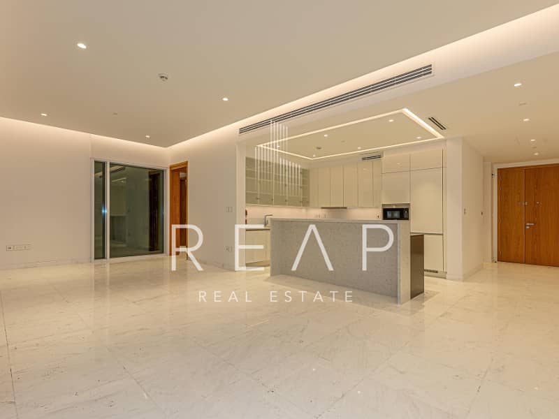 CORNER UNIT | BEACH ACCESS | SEA + PALM VIEWS CORNER UNIT | BEACH ACCESS | SEA + PALM VIEWS