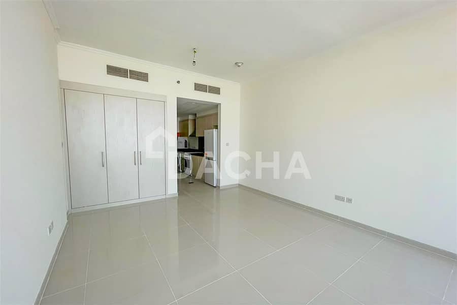 Beautiful Studio / Perfect Investment Beautiful Studio / Perfect Investment
