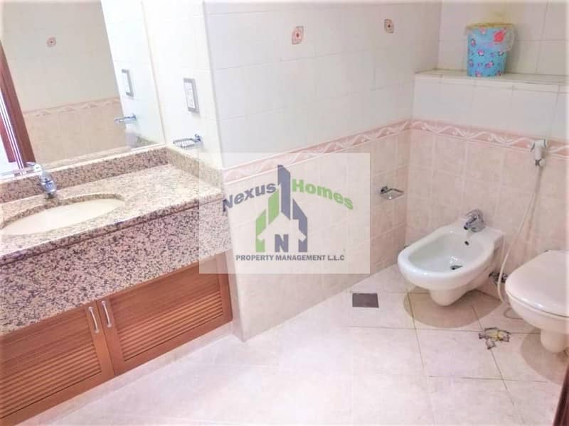 10 Huge 4BR Duplex + Maids with Parking in Khalidiyah