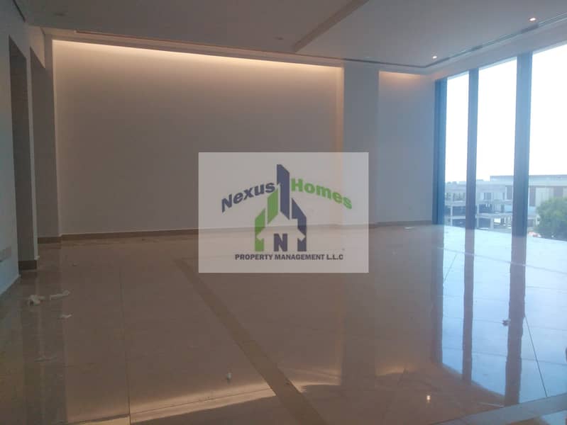 3 No Commission - Huge and luxurious 4 BHK