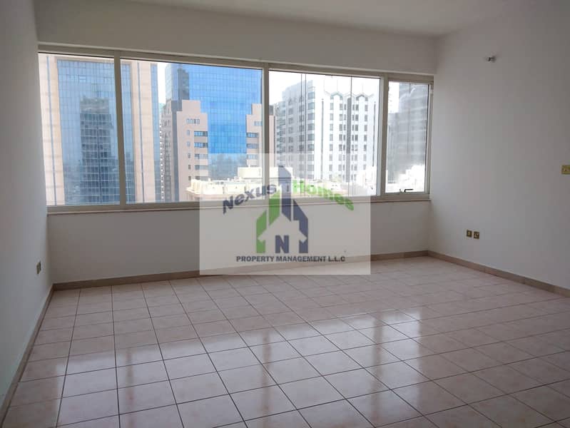 3 High End ! 4 BHK Nice Location Perfect Views