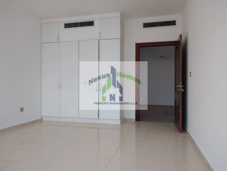 6 High End ! 4 BHK Nice Location Perfect Views