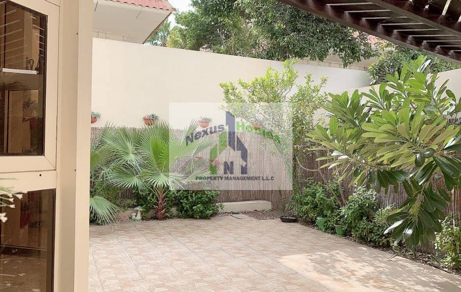 2 Luxurious 4BR Compound Villa in Khalidiya