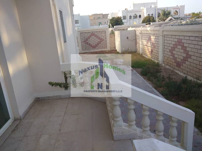 24 7BR Maqta Villa Maids+Driver+External Kitchen