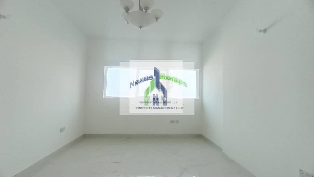 Stunning 2BHK Appartment In Brand New Building In Mina Corniche With Parking