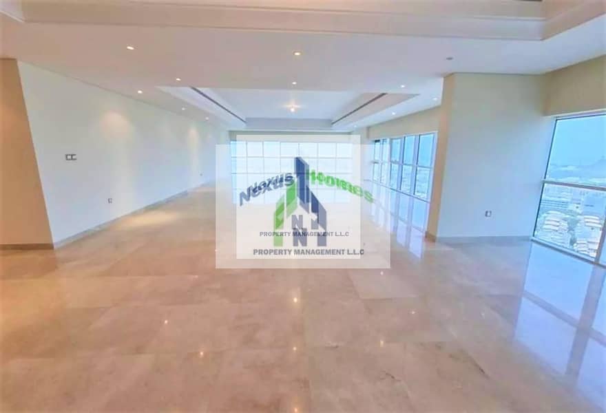 3 Massive 4 BR Penthouse Sea View with Full Facilities