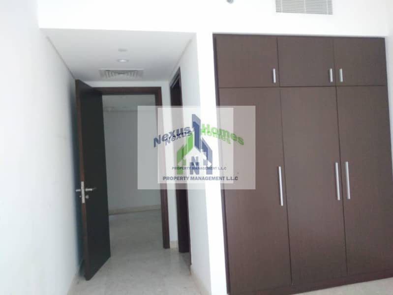 13 Well Maintained 3 BHK Beautiful View Perfect  Home