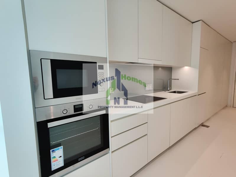 4 Spacious Large Studio in Reem Island