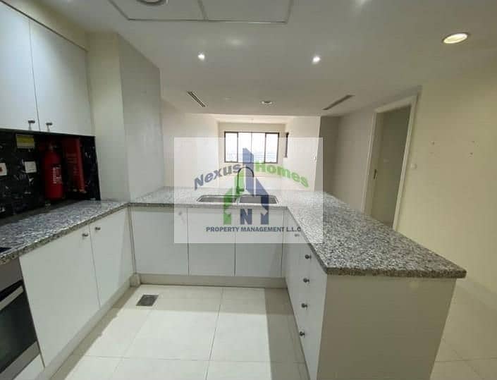 5 1BR Apartment for rent - in Airport Road - Rawdhat