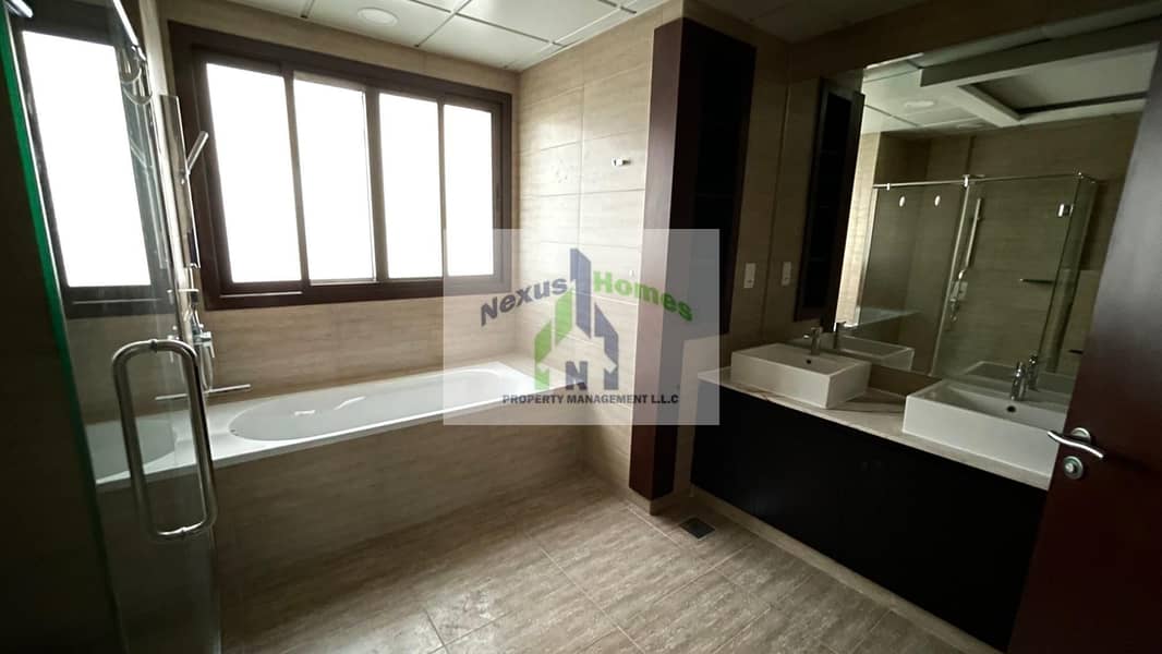 16 Grand Luxury 4 BR Villa with Maids Room in Al Reem Island