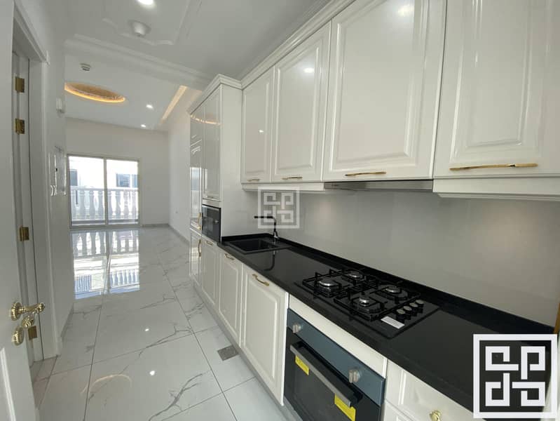 3 Luxury Studio for Rent | Fully equipped kitchen