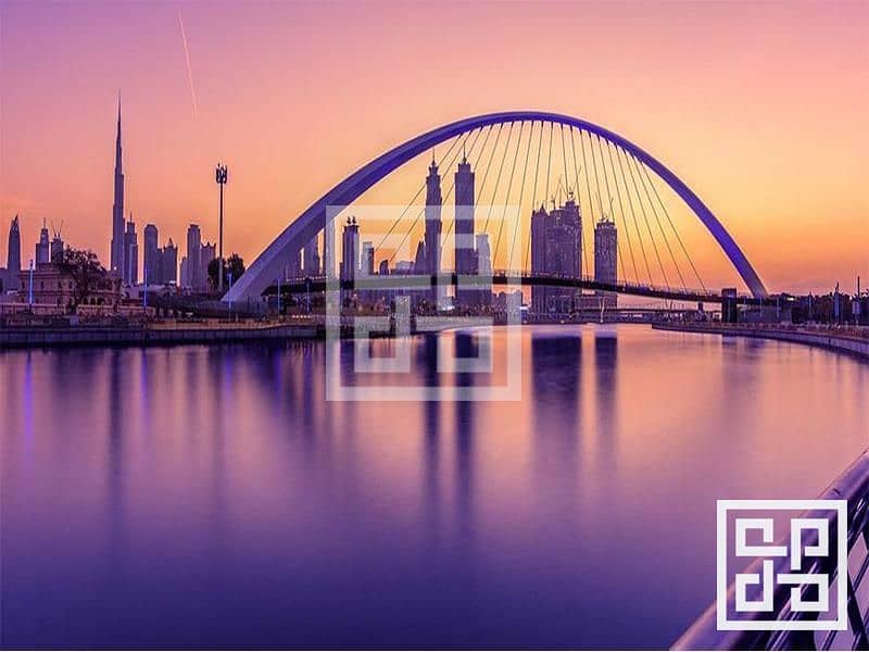 9 Luxurious 1BR | Facing Dubai Canal | Close to Burj Khalifa