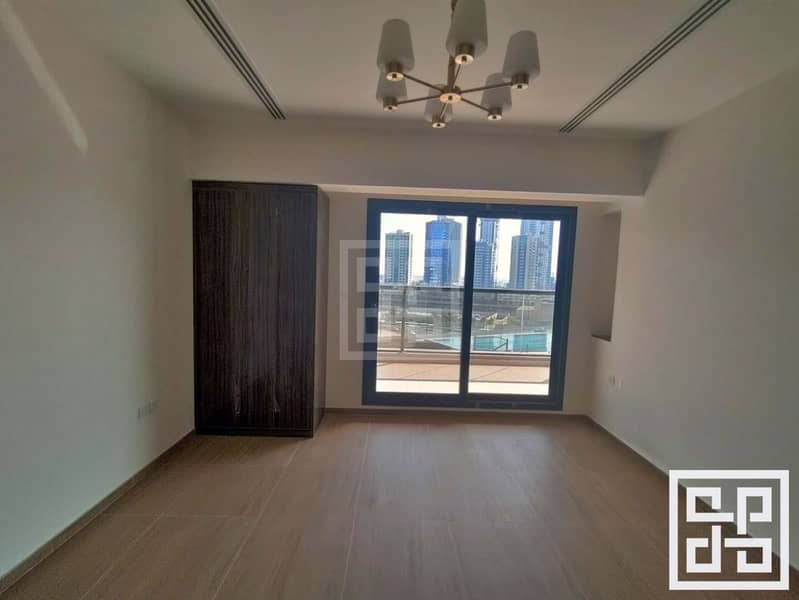 6 Brand New | Furnished 2 Bed | Downtown