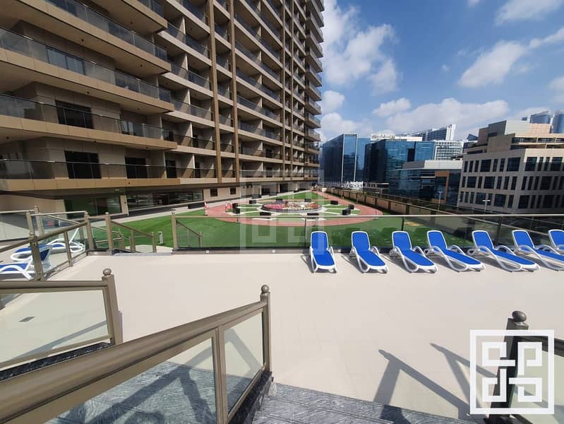 18 Brand New | Furnished 2 Bed | Downtown, Lake View