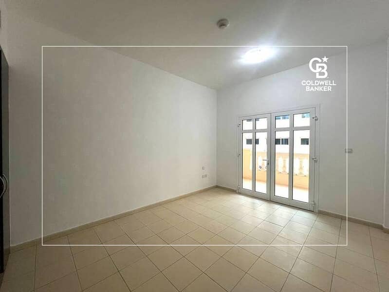 Vacant 2 bed + maids room | Pool View Vacant 2 bed + maids room | Pool View
