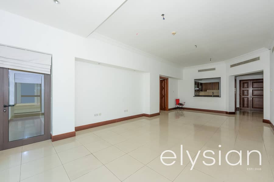 Vacant Now I Spacious Unit I Direct Galleria Vacant Now I Spacious Unit I Direct Galleria