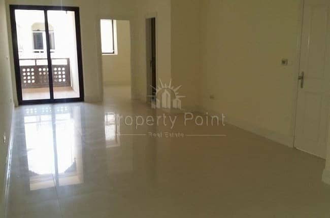 Affordable 1 Bedroom Apartment w/ C.Parking In Rawdhat Area