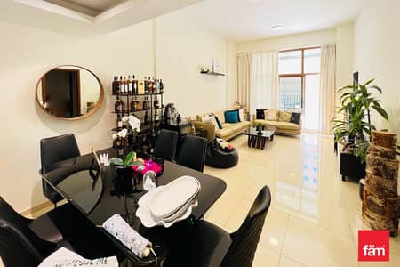 شقة 1 غرفة نوم للبيع في قرية جميرا الدائرية، دبي - شقة في لايا رزيدنسز،المنطقة 10،قرية جميرا الدائرية 1 غرفة 870000 درهم - 8068356