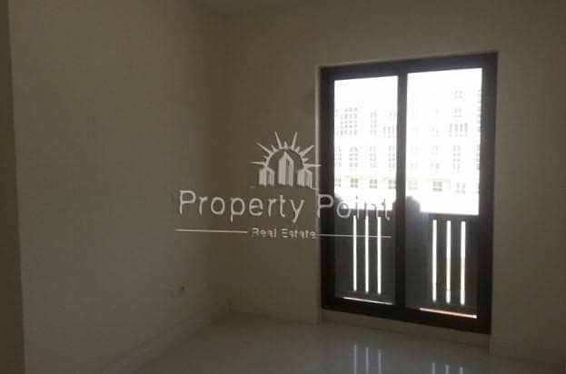 Rawdhat Area 2 BHK with Covered Parking