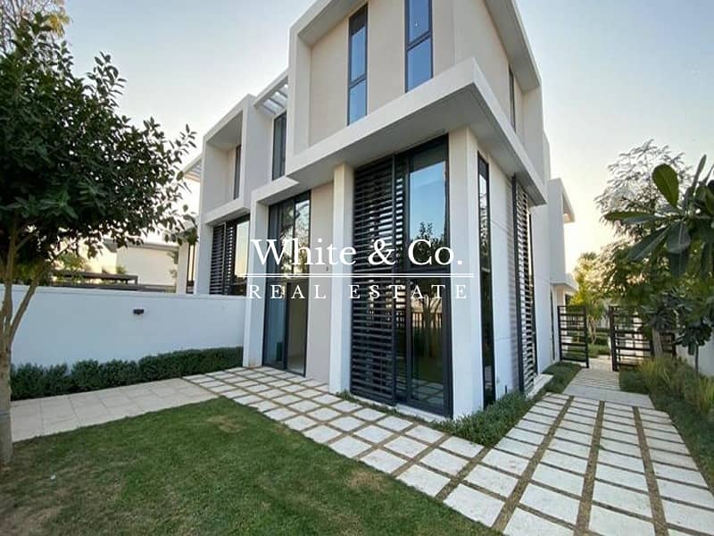 CLOSED KITCHEN | TWIN VILLA | JUST REDUCED CLOSED KITCHEN | TWIN VILLA | JUST REDUCED