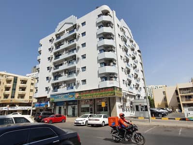Floor for Rent in Abu Shagara, Sharjah - commercial space  for rent Perfect for Medical Centers, Training Centers, GYM, contracting office