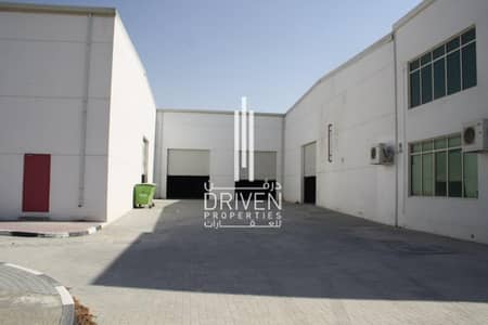 Well-managed Warehouse with Office Space Well-managed Warehouse with Office Space