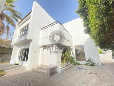 AMAZING INDEPENDENT 4BR  BRIGHT WELL MAINTAINED VILLA IN JUMEIRAH