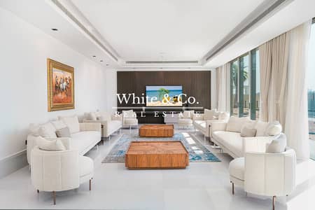 10 Bedroom Villa for Sale in Palm Jumeirah, Dubai - Full Marina Views | Double Plot | 10 BR