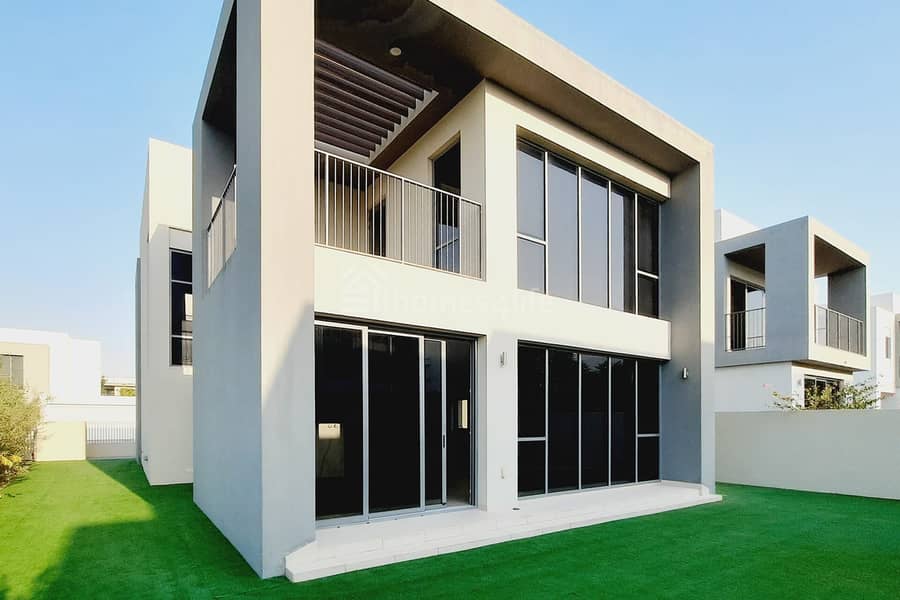 Bigger Plot | Type E3 | near Pool & Park Bigger Plot | Type E3 | near Pool & Park