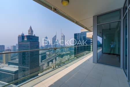 Vacant |DIFC and Sea View|High Floor |Great Layout