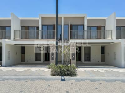 3 Bedroom Villa for Sale in Tilal Al Ghaf, Dubai - Luxurious 3-Bed|Brand Ne |Ready to move|Single Row