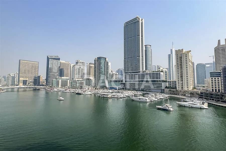 Marina Views / Balcony / Great Location Marina Views / Balcony / Great Location