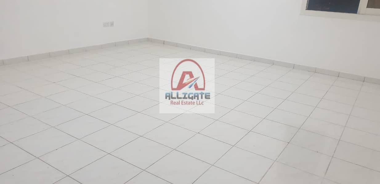 5 Near to carrefour | Studio with parking | affordable