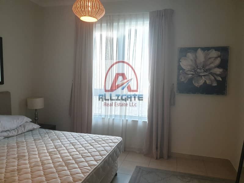 6 Facing Burj khalifa and Fountain| 2bed | Fully Furnished