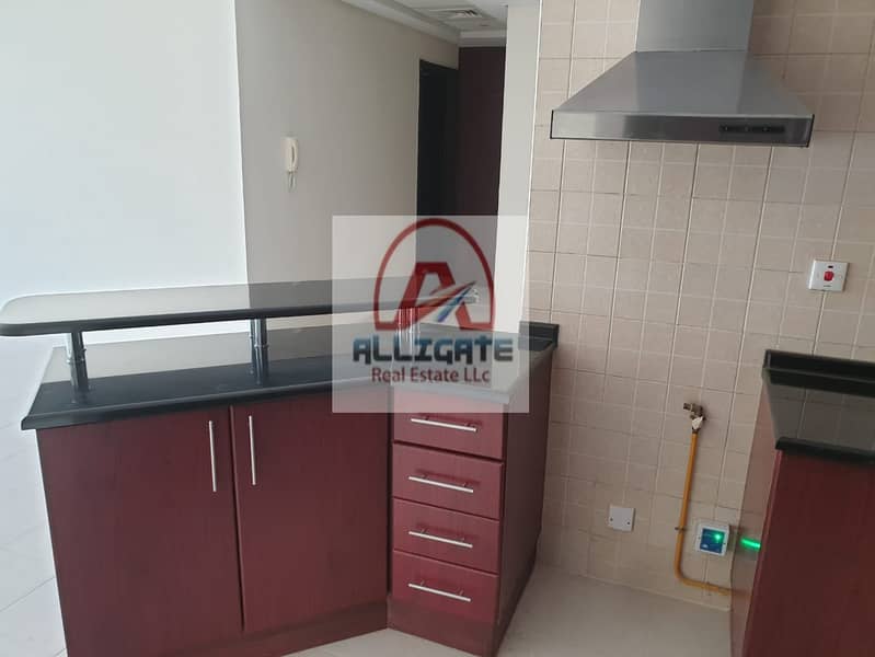 8 Front of metro station 1 BHK For Rent