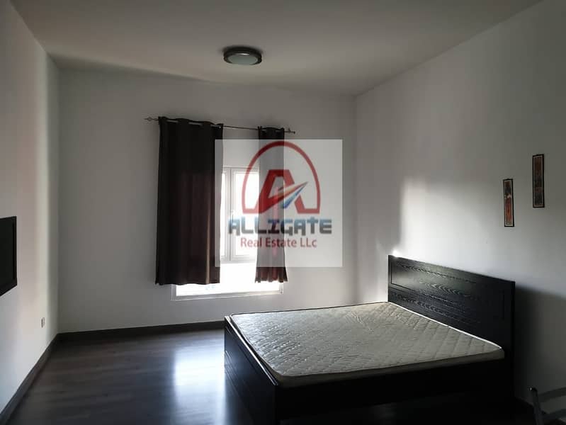 2 FULLY FURNISHED UPGRADED VACANT STUDIO 280K ONLY - CLOSE TO METRO