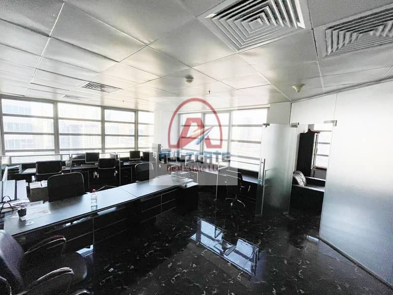 4 FULLY FURNISHED OFFICE WITH LAKE VIEW IN BUSINESS BAY